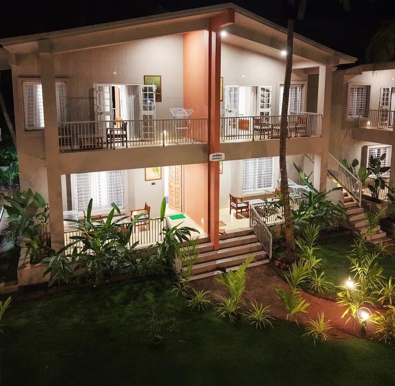 Blue Bird Resort Exterior